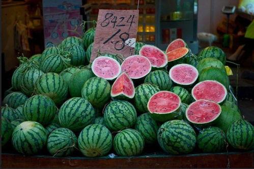 吃瓜促销,优惠满满——吃瓜促销狂欢来袭！